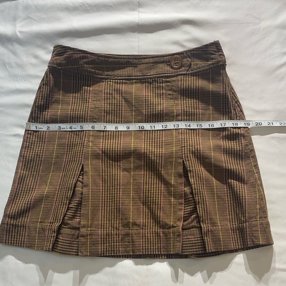 Vintage Plaid Pleated Mini Skirt | Size 6 - Picture 8 of 9